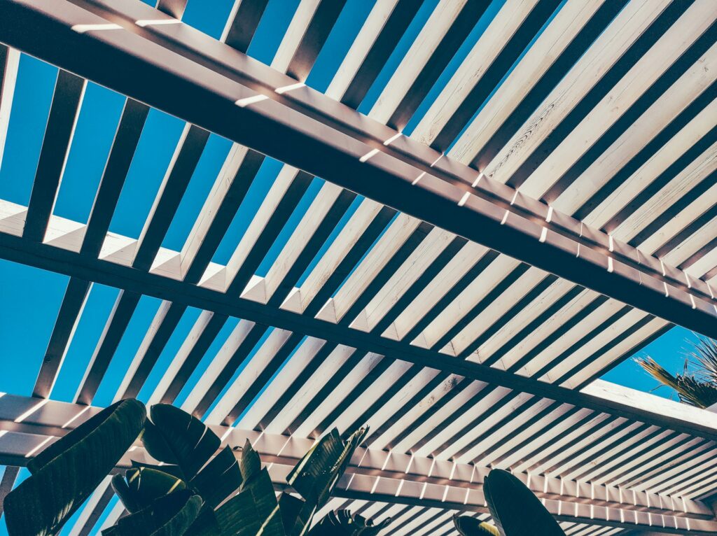 Stripped image of a wooden roof in a terrace